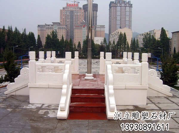 ���̨����